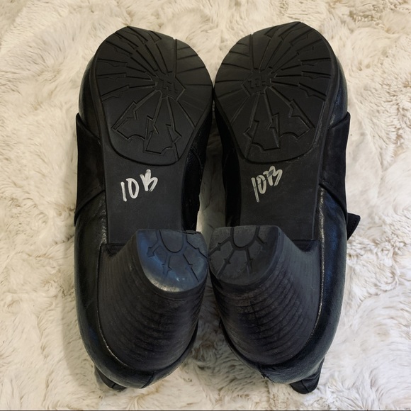 Anthropologie THINK Ana ✨🌿 Black Leather Button Ankle Black Boots  10 - Picture 7 of 8